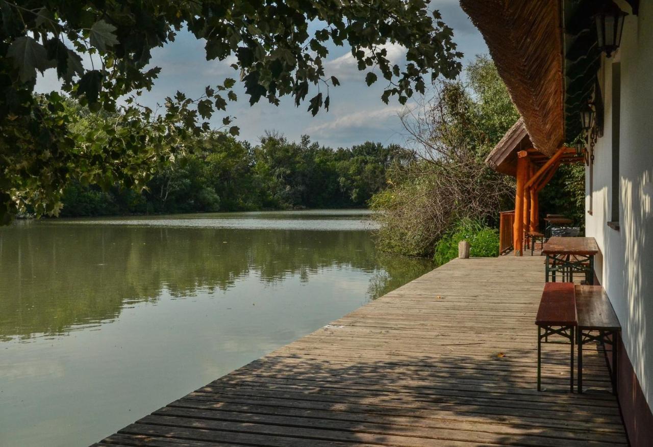 Antal-tavi Fogadó és Horgászparadicsom Szentes Exterior foto